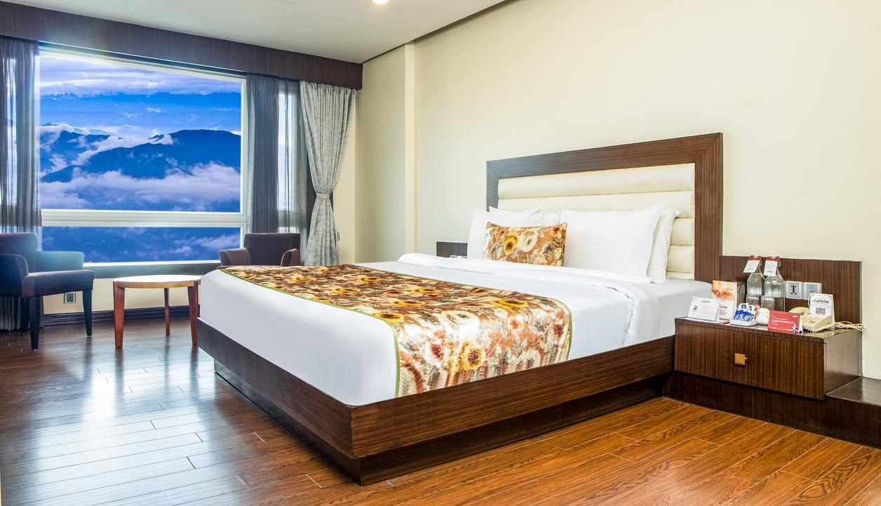 Summit Montana Suites & Spa Junior Suite View Room 9