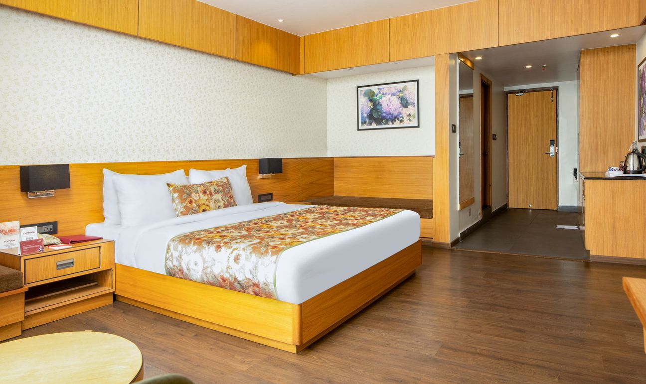 Summit Montana Suites & Spa Premium Junior Suite with Sofa Cum Bed View Room 2