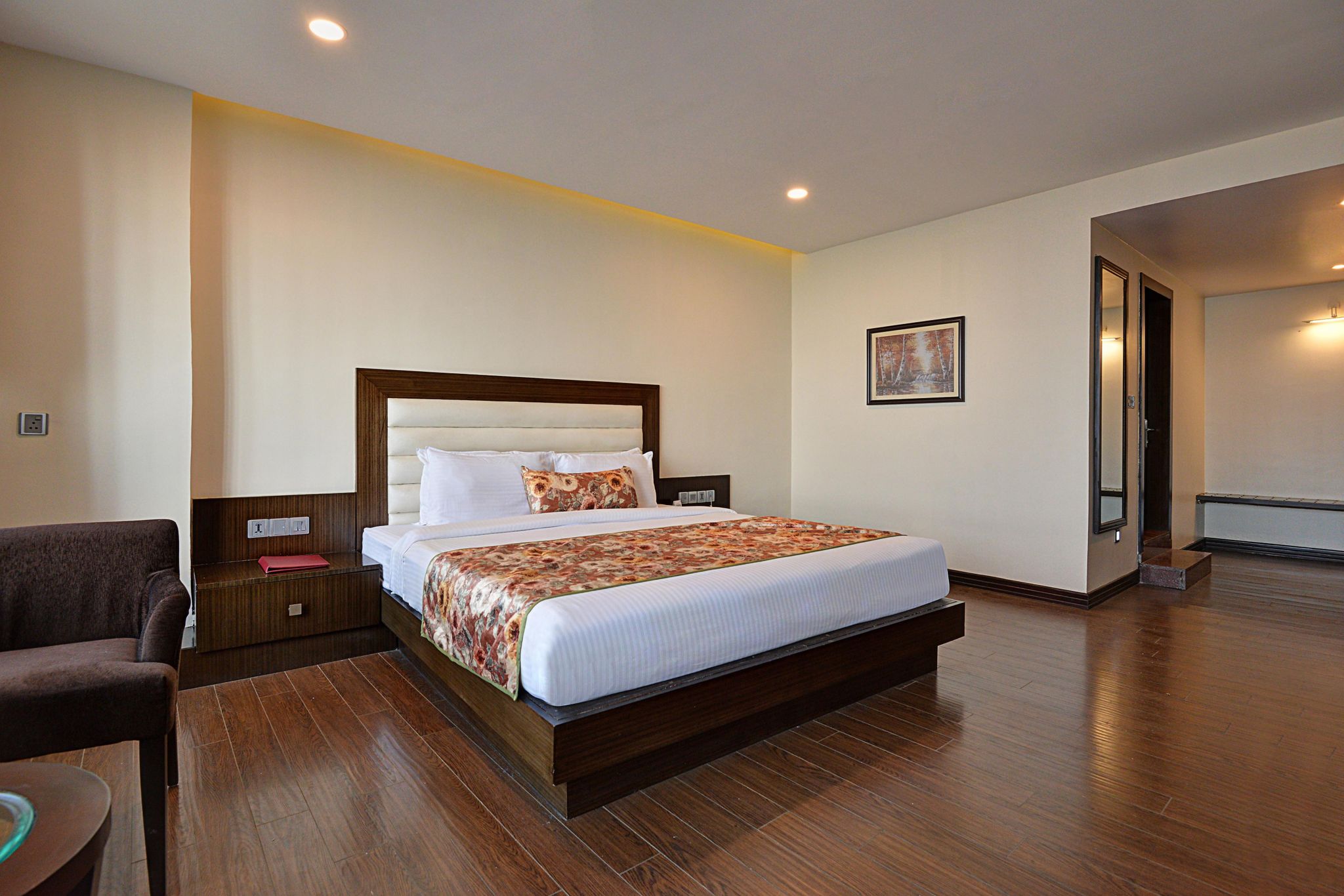Summit Montana Suites & Spa Junior Suite View Room 2