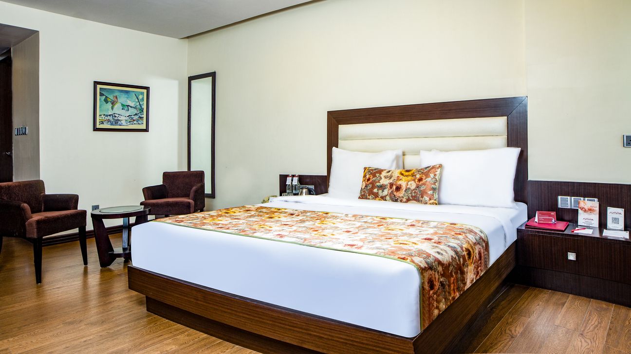 Summit Montana Suites & Spa Junior Suite Room 4