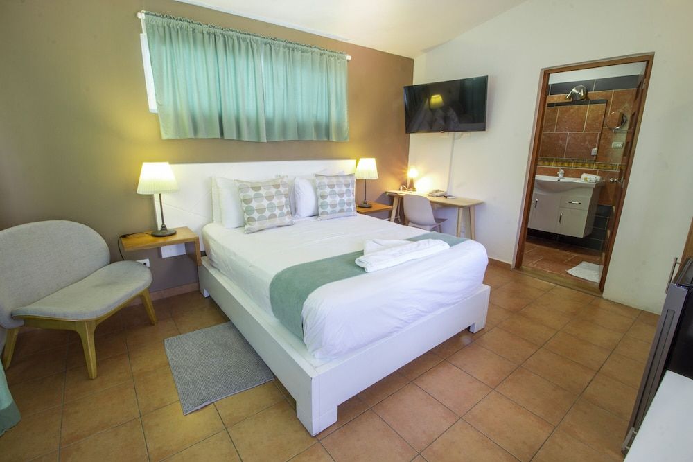 Casa Valeria Boutique Hotel Comfort Double Room, 1 Queen Bed, Balcony, Poolside 3