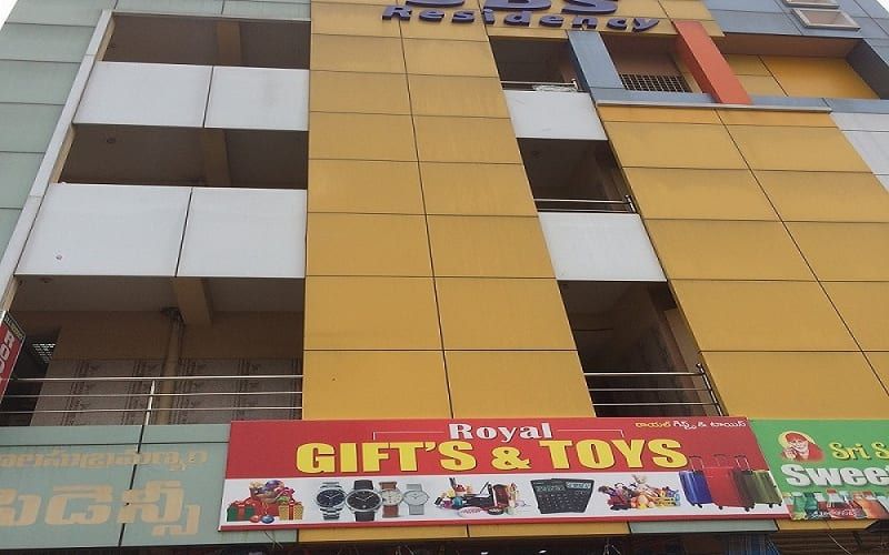 Hotel SBS Residency Renigunta