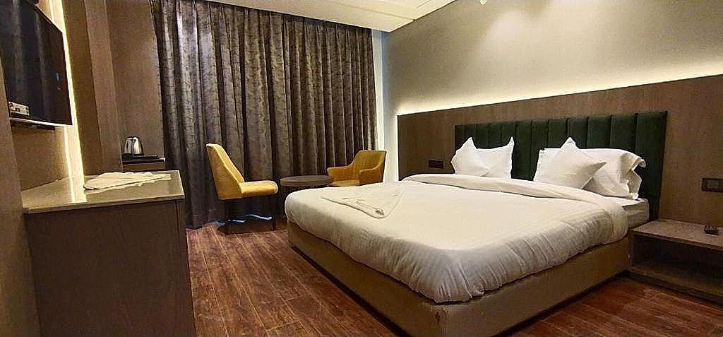 undefined Hotel The Legend 3