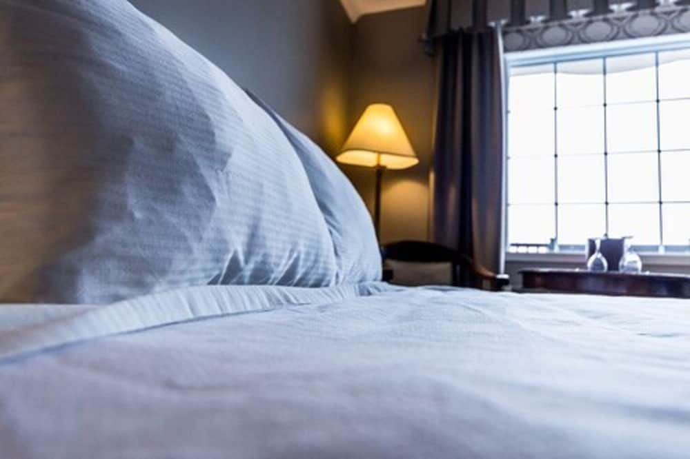 Superior Room, 2 Queen Beds, Balcony