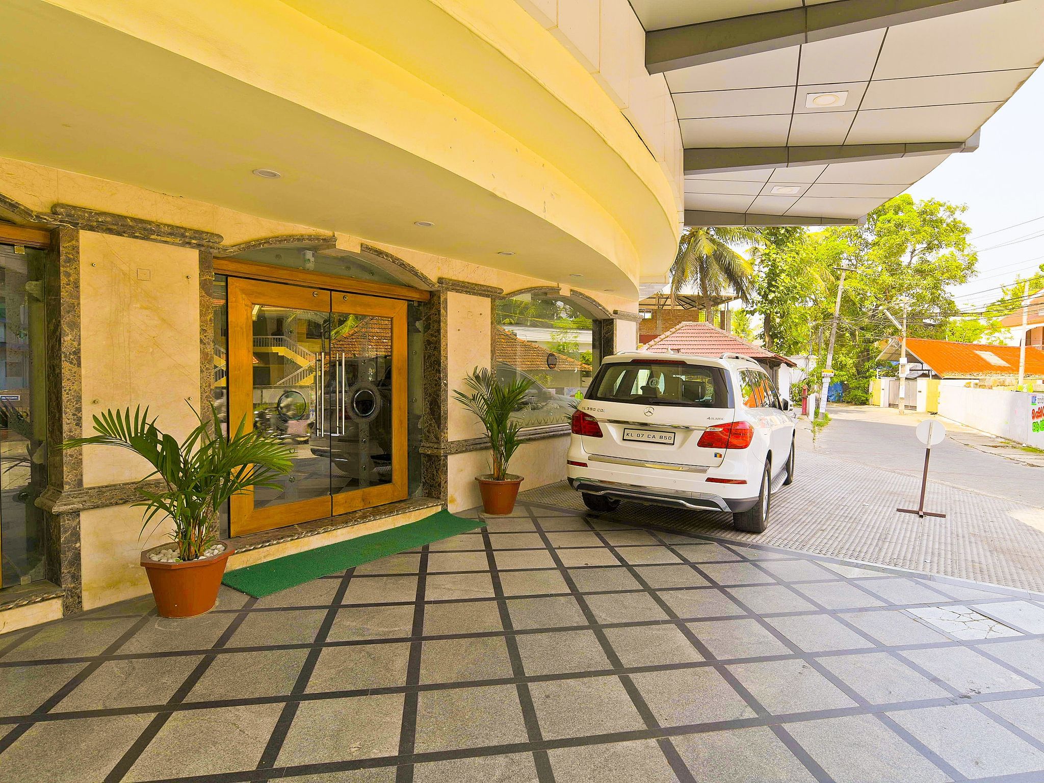 undefined Emarald Suites, Cochin 4