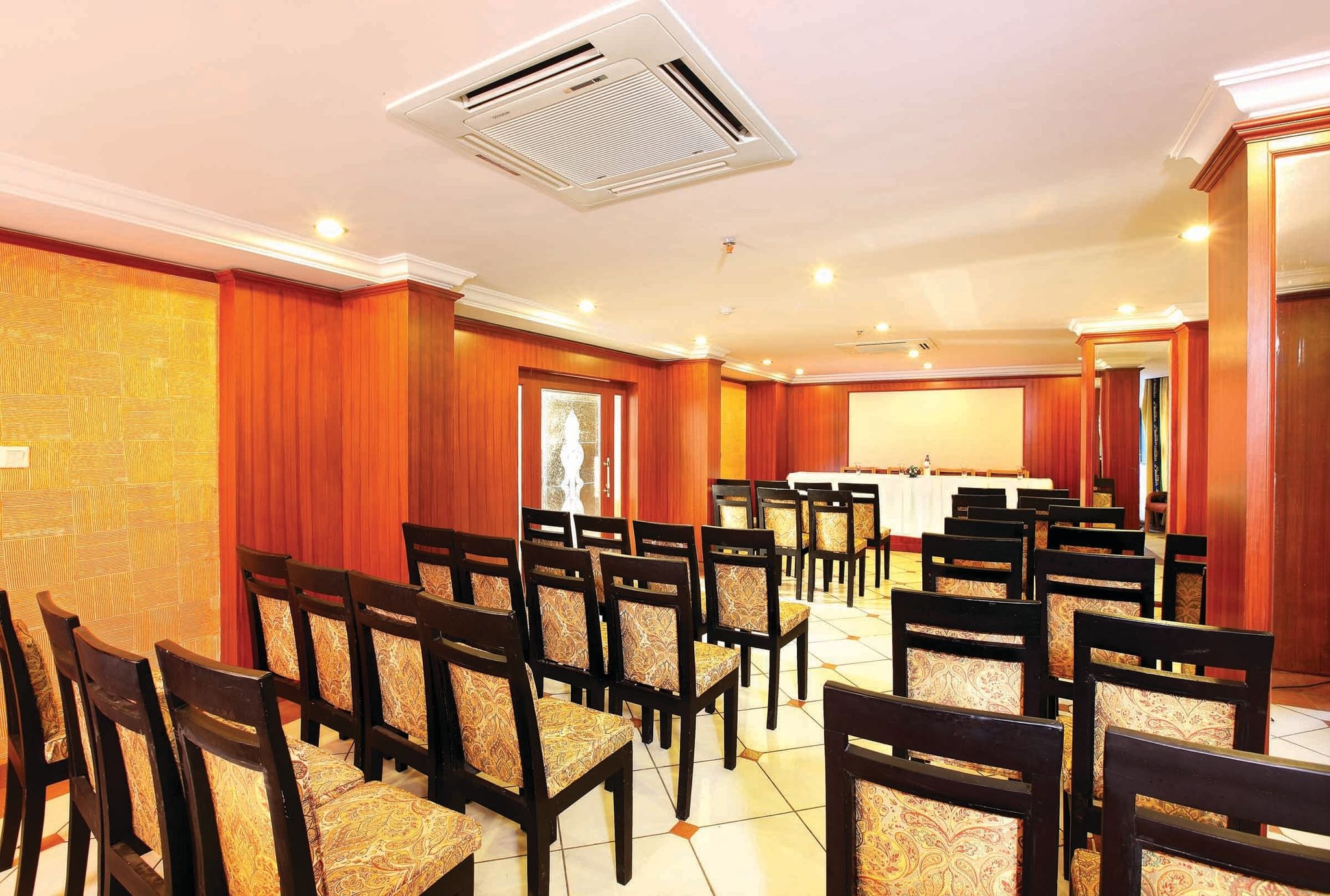 undefined Emarald Suites, Cochin 7