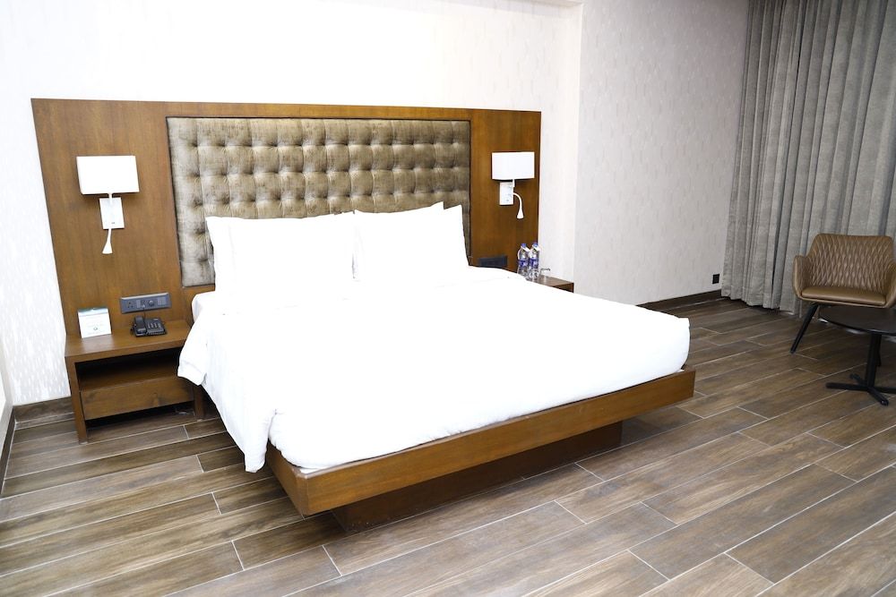 Devka Beach Resort Premium