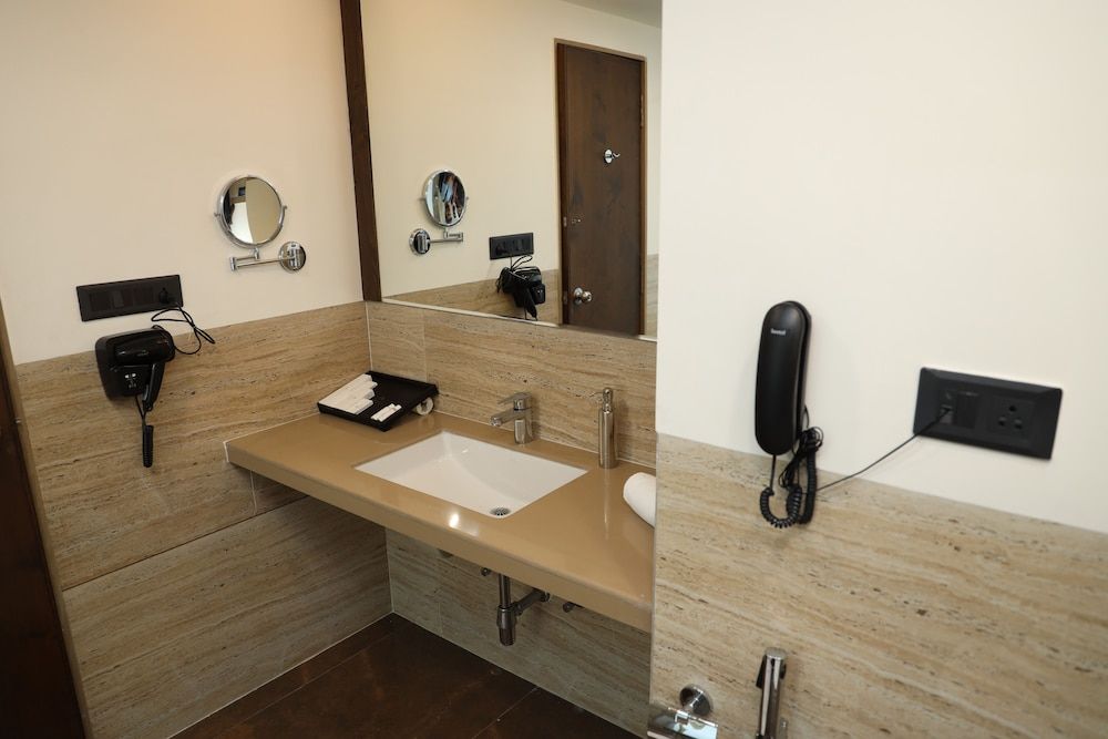 Devka Beach Resort Premium 12