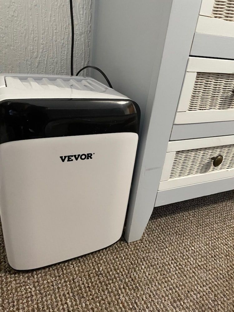 Bella Vista Standard Double Room, Ensuite (2nd Floor) 9