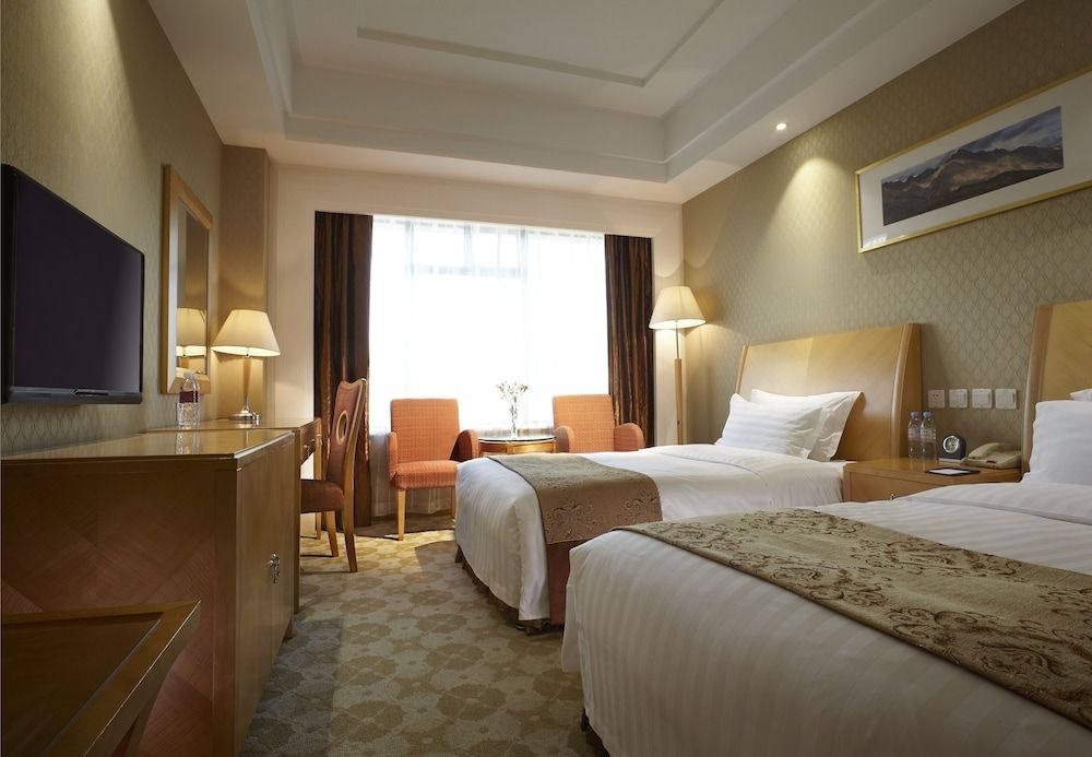 Dalian East Hotel Deluxe Twin Room, 2 Twin Beds 5