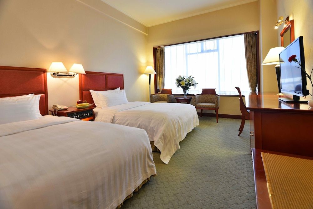 Dalian East Hotel Deluxe Twin Room, 2 Twin Beds