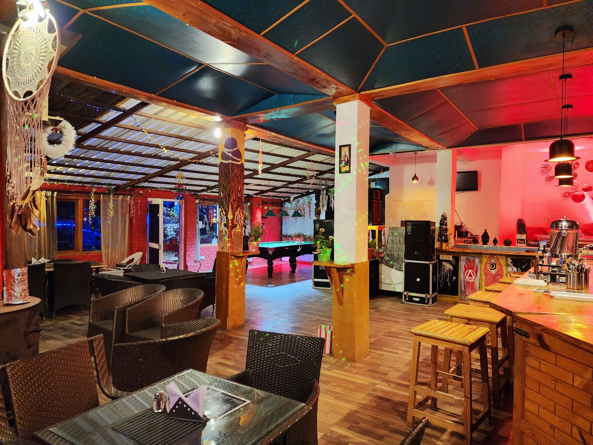 Bar