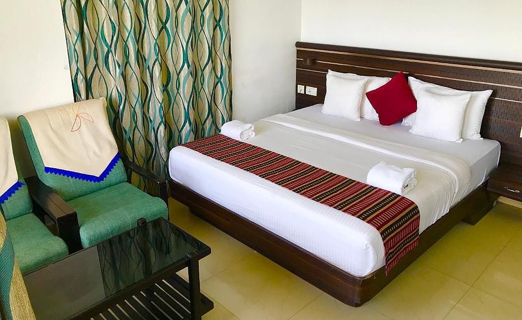Deluxe Double Room with Balcony