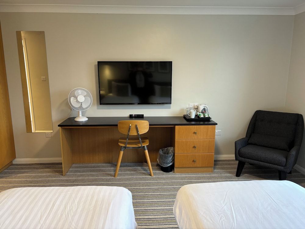 Greetham Valley Hotel Twin Room 4