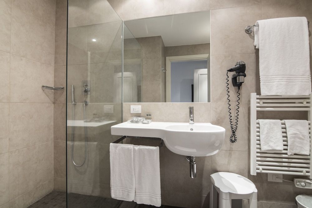 Hotel Capolago Double Room, 1 Double Bed 5