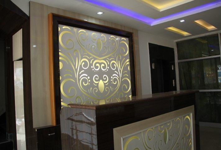 undefined Royal Inn 2