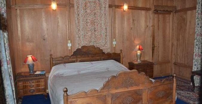 undefined Palace Heights House Boats 5