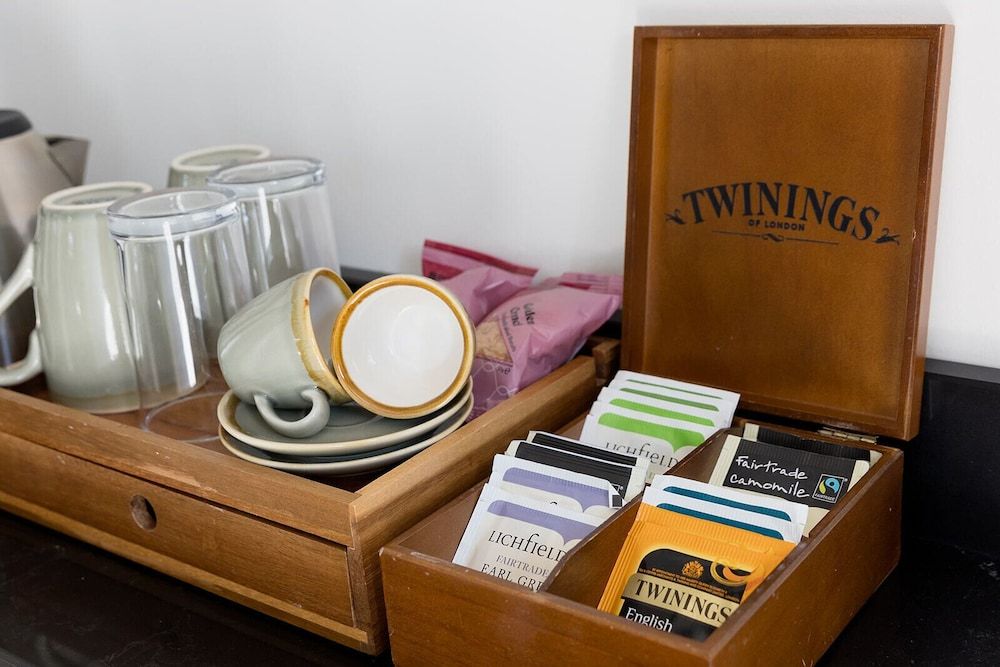 Pack Horse Inn Shared Dormitory, Ensuite (Stable Block Deluxe King ) 7