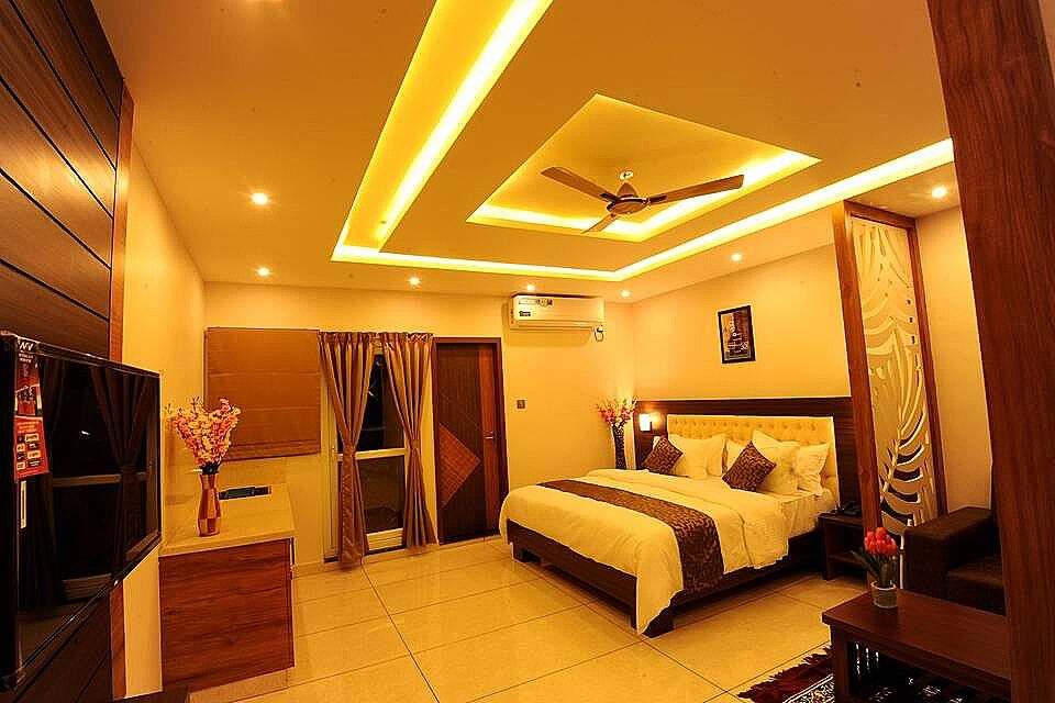 undefined MC Suites 5