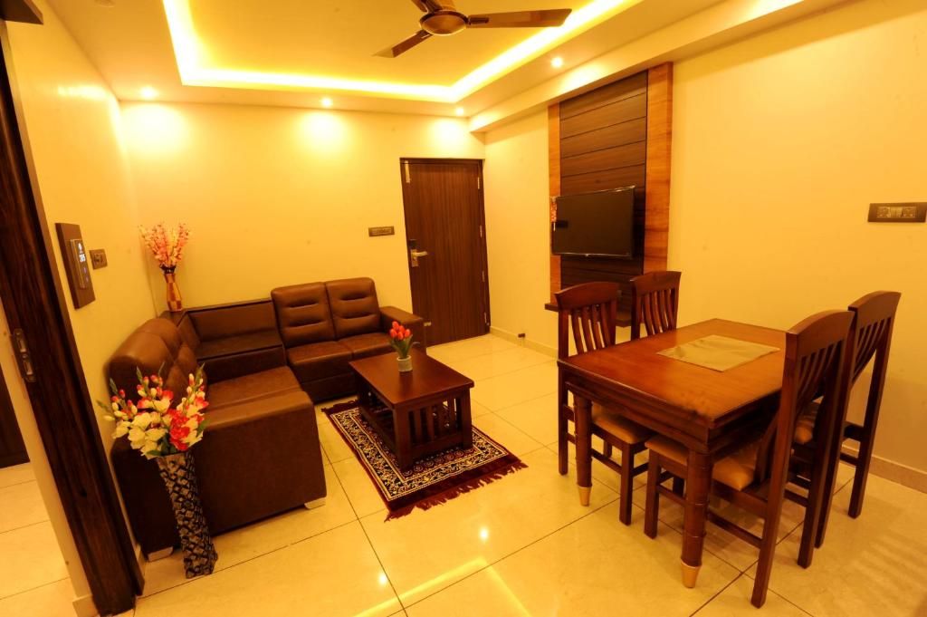 undefined MC Suites 4
