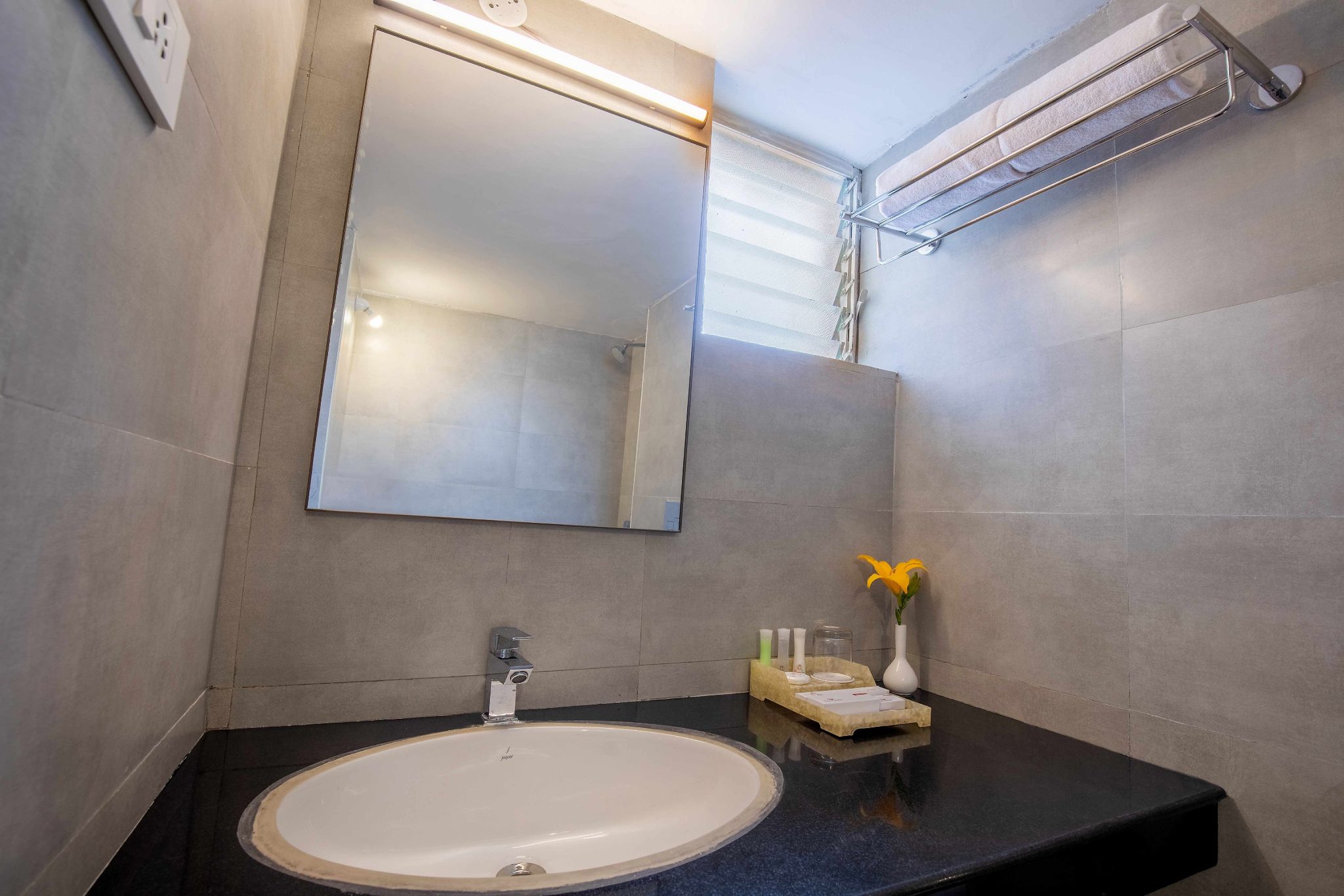 Mango Hill Kodai Superior Room 6