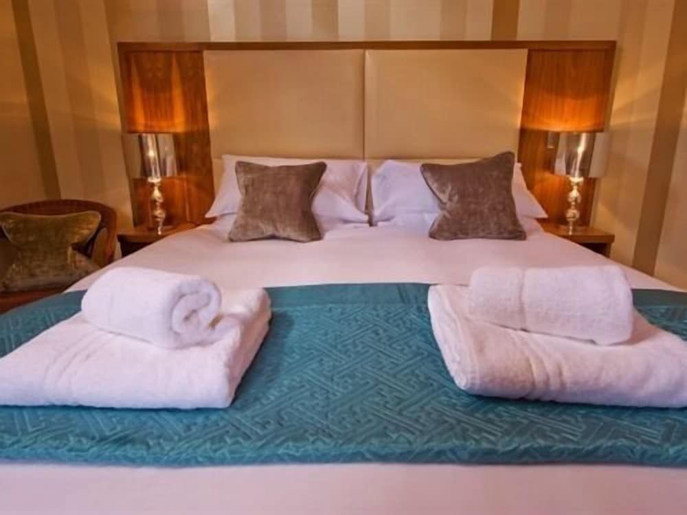 Double Room, Ensuite ((Walnut))
