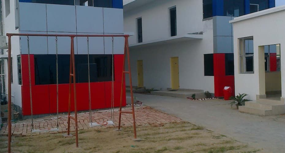 undefined Hotel Zaika Inn 8