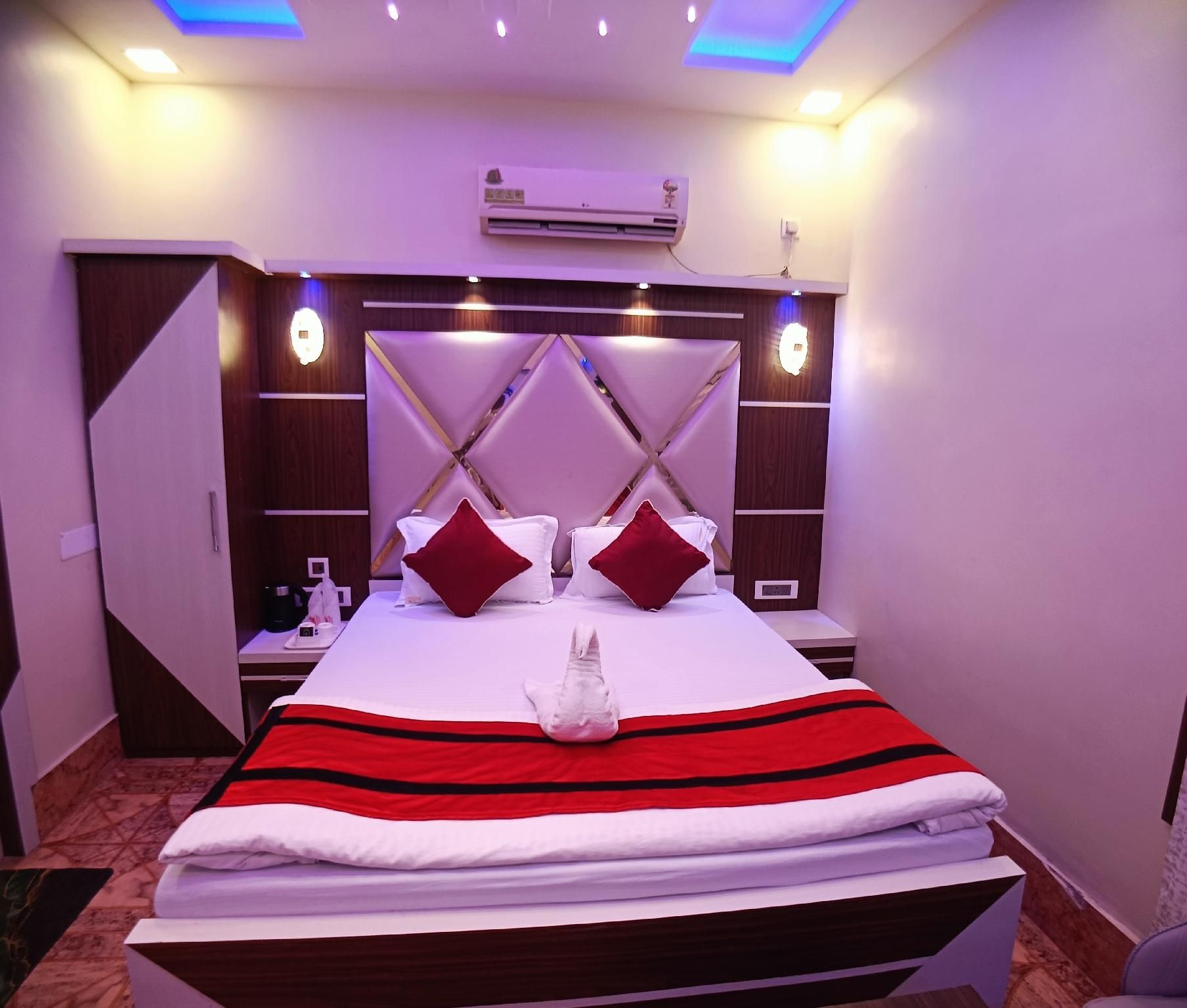 Couple Room