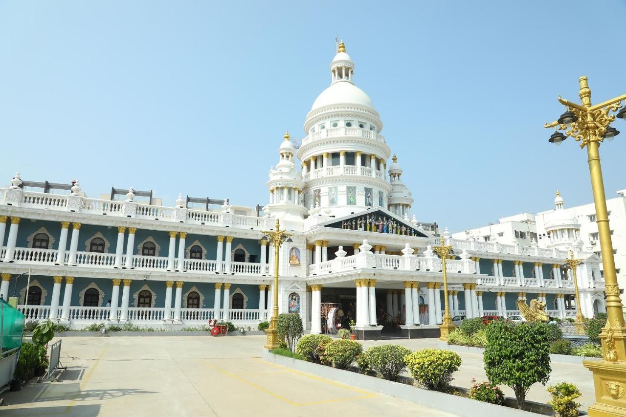 undefined Gadiraju Palace Convention Centre & Hotel 6