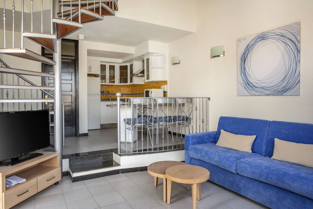 Club Cala Blanca Apartment, 2 Bedrooms 10