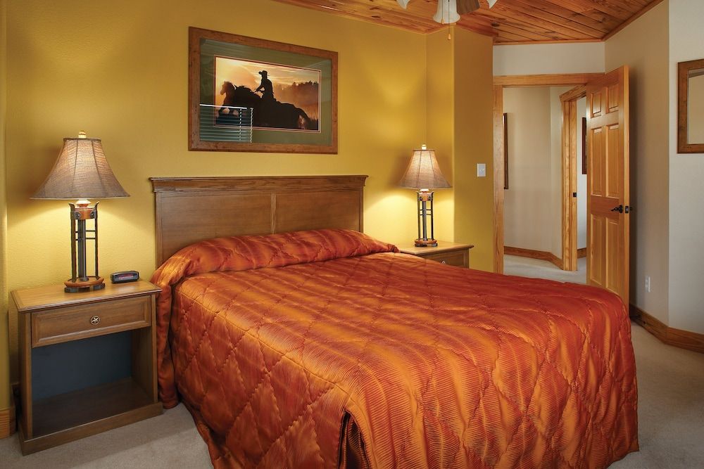 Standard Townhome, 2 Bedrooms, Non Smoking, Kitchen