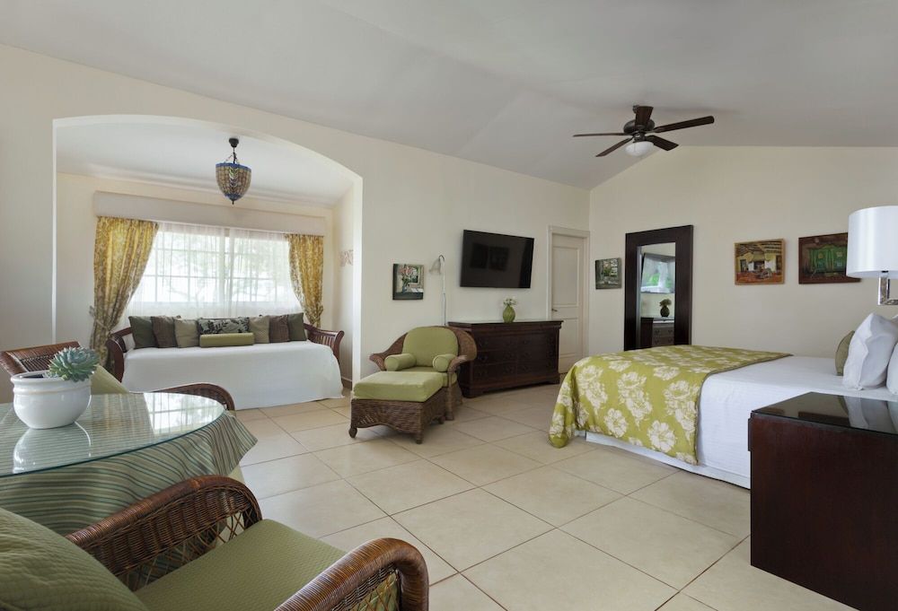 Hotel Panamonte Honeymoon Suite, Multiple Beds, Mountain View 2