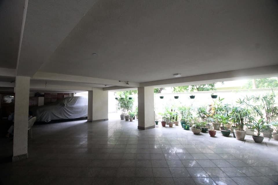 undefined C 29 Service Apartment 6