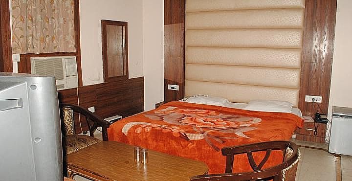 Triple Room Sea