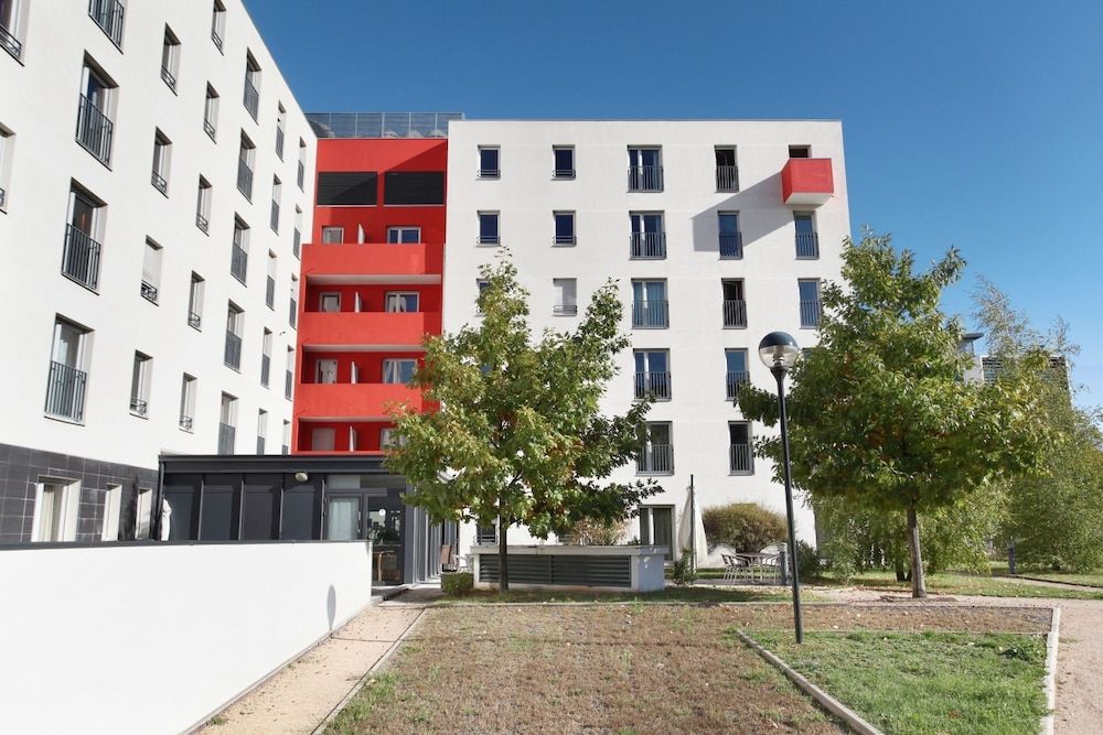 undefined Appart'hôtel Odalys City - Bioparc Lyon Est 5