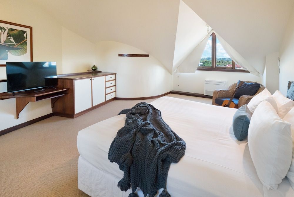 Beach Hotel Resort Beach Balcony Loft Suite 2