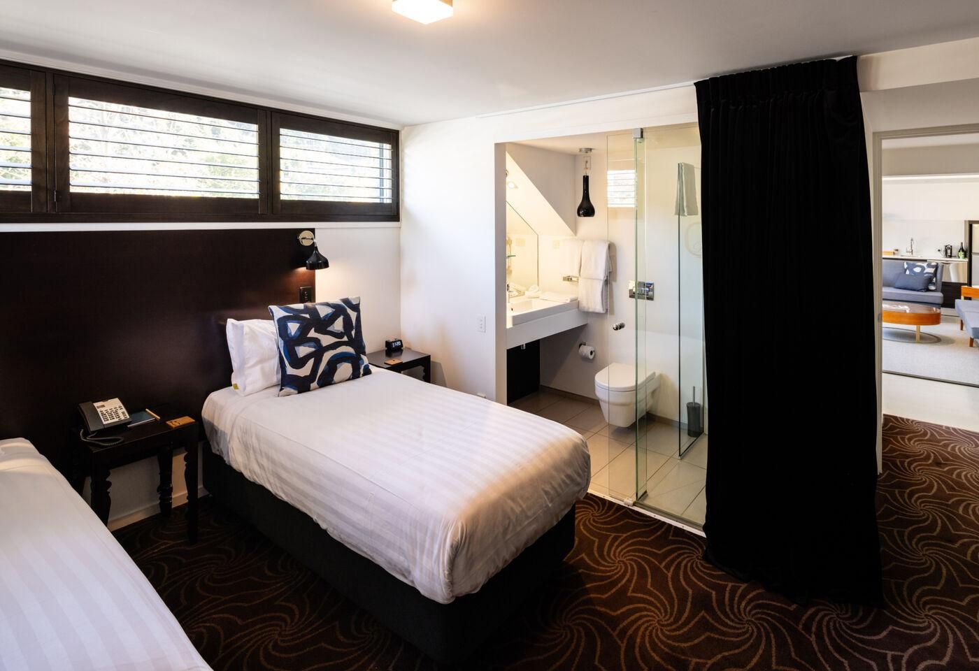 2-Bedroom Apartment Tower Suite