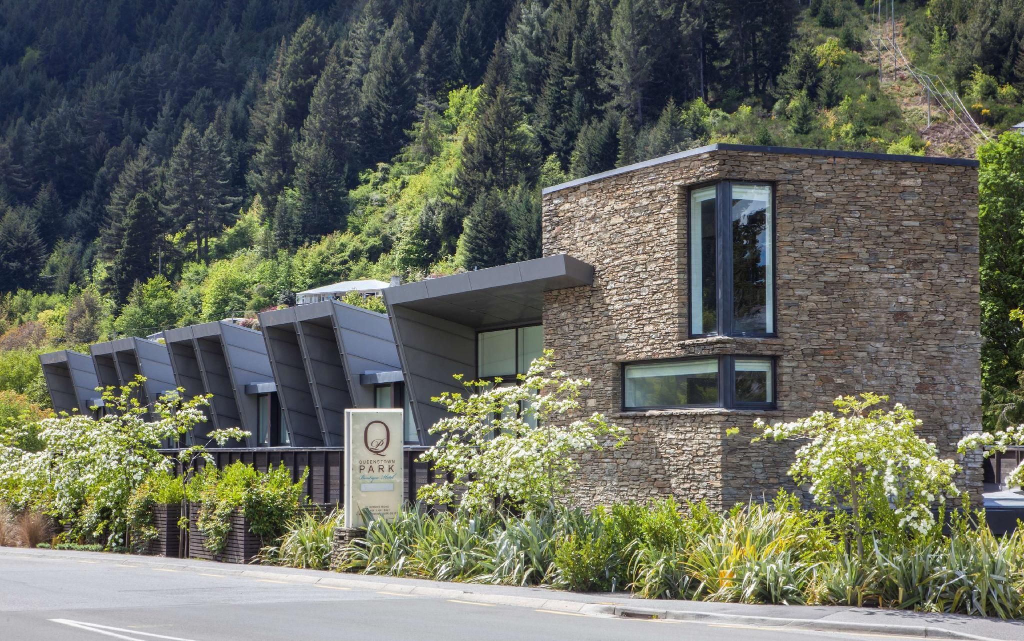undefined Queenstown Park Boutique Hotel 2
