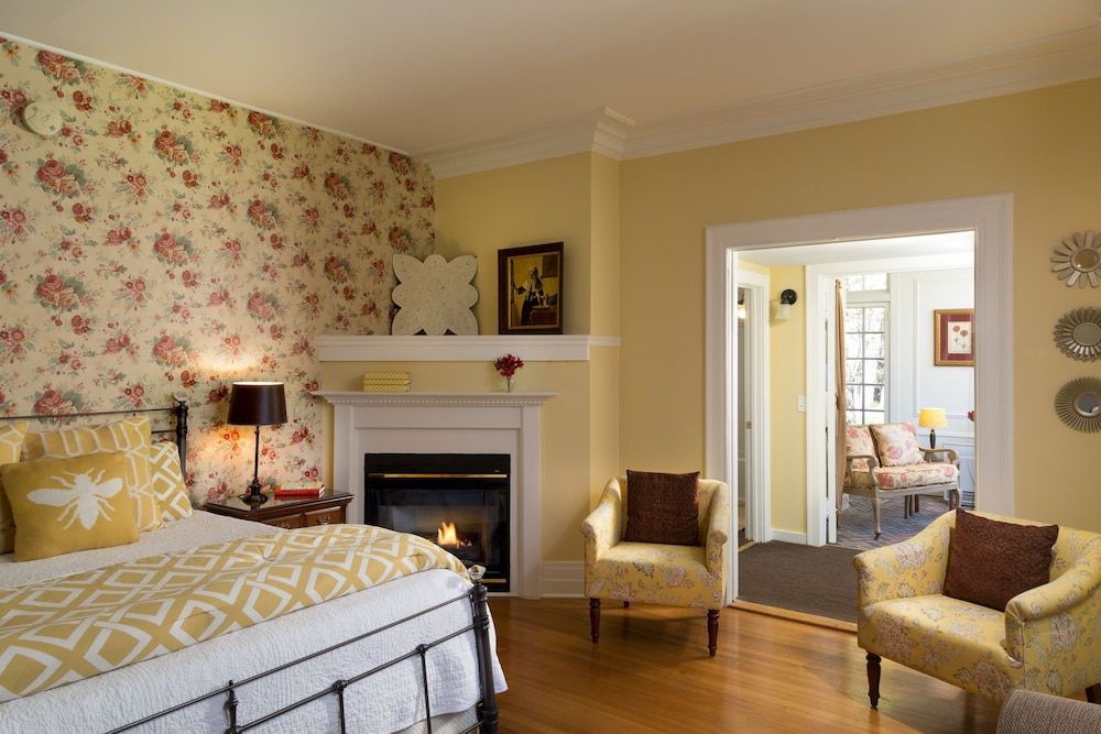 The Four Chimneys Inn Deluxe King Room  with Sitting Area, Private Bathroom,  Porch, RM-11 5