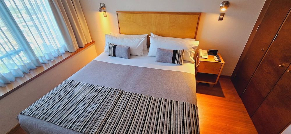 RQ Santiago Standard Room 17