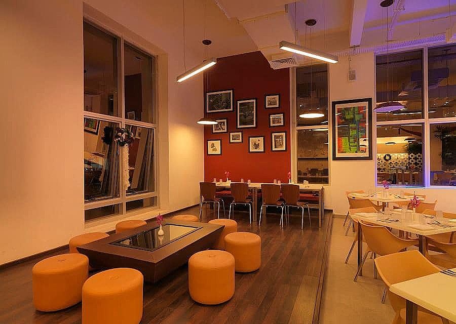 Food & Dining