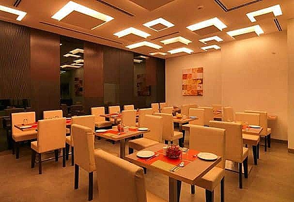 Food & Dining