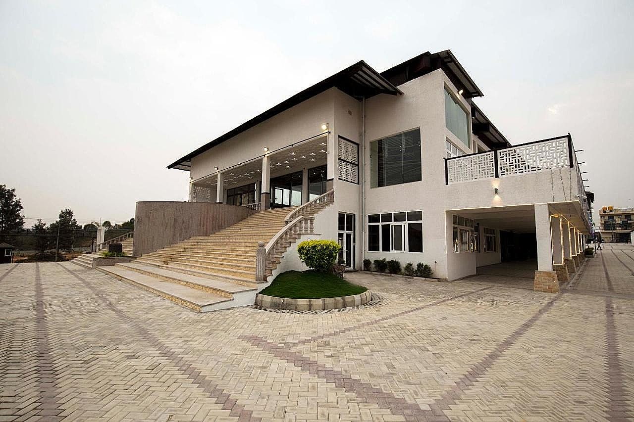 undefined Vistar Suites