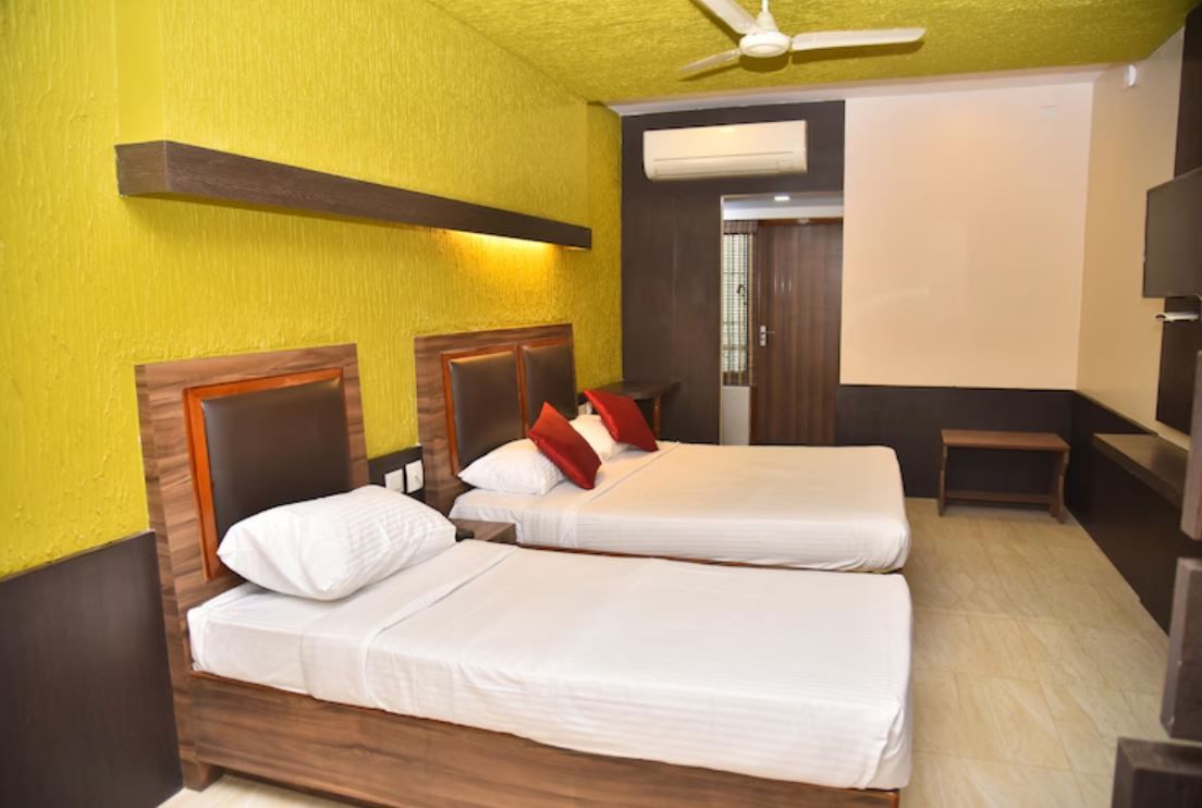 AAR ROYAL RESIDENCY Suite Room