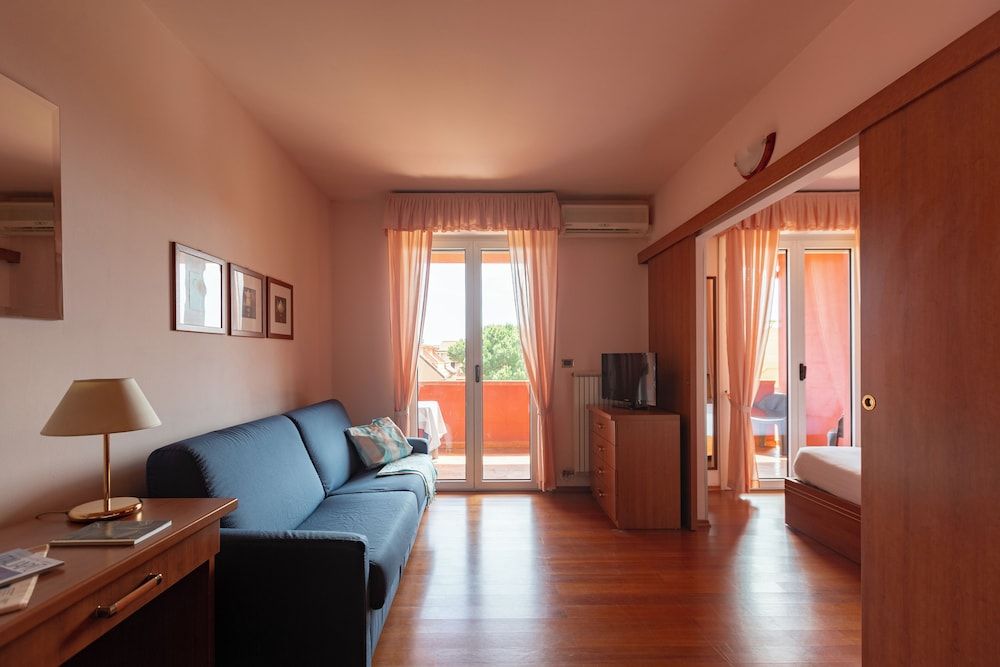 Loano 2 Village Classic Room 9