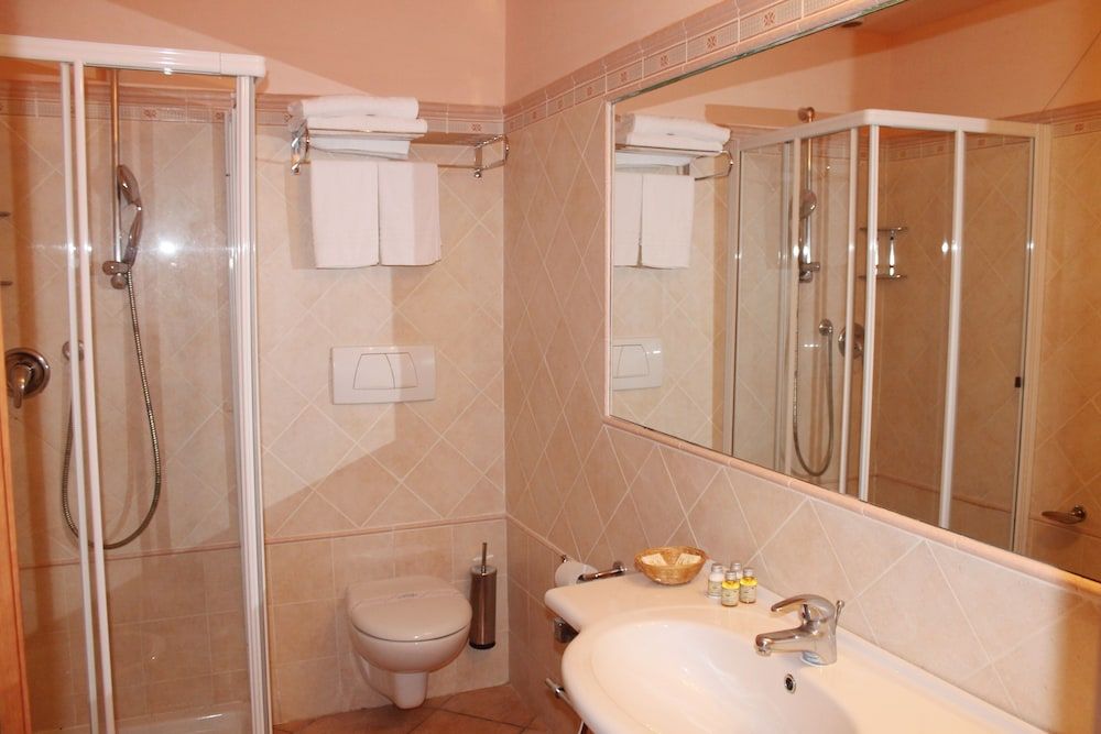 Loano 2 Village Classic Room 6