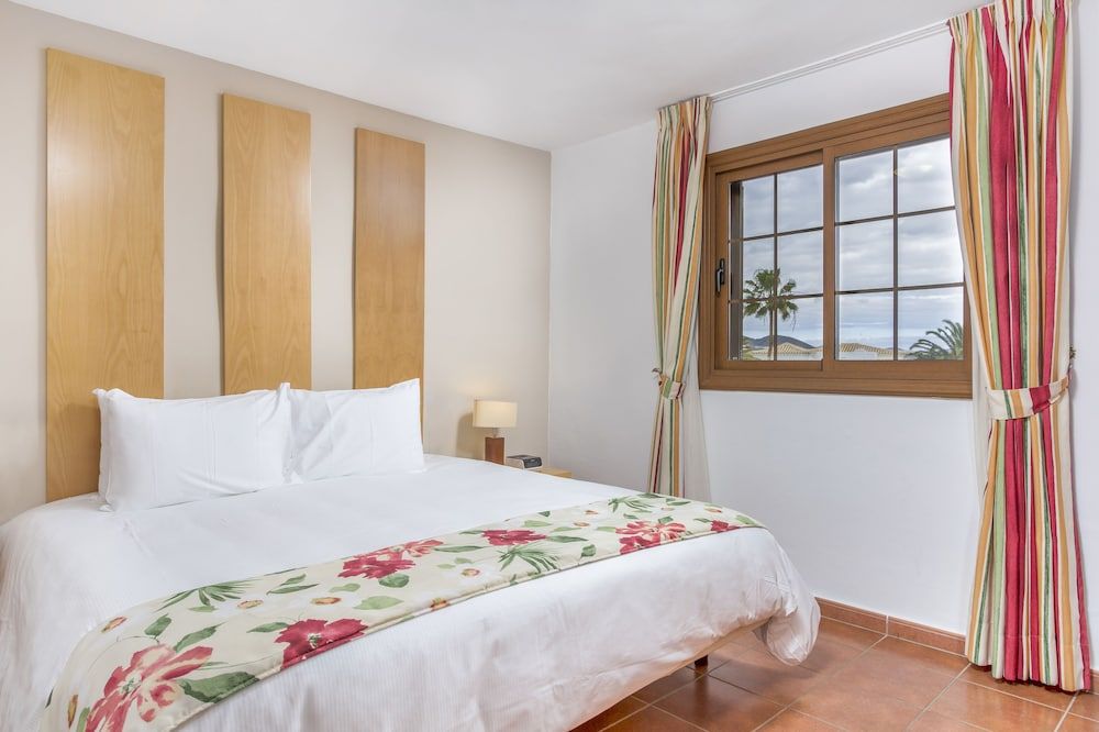 Royal Tenerife Country Club Family Apartment, 2 Bedrooms 2