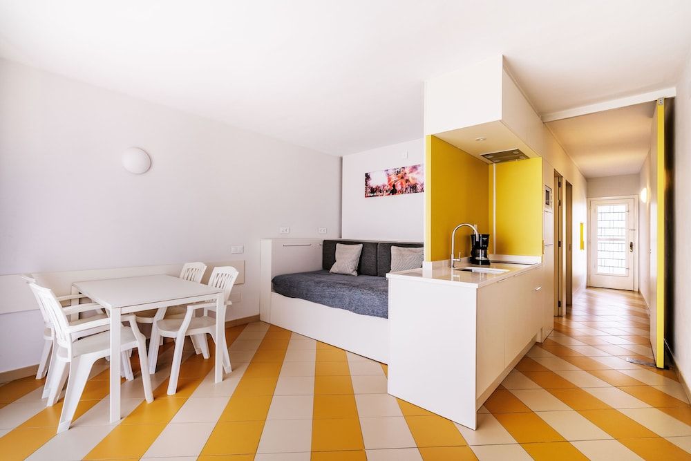 Standard Apartment, 1 Bedroom, Kitchenette, Garden View