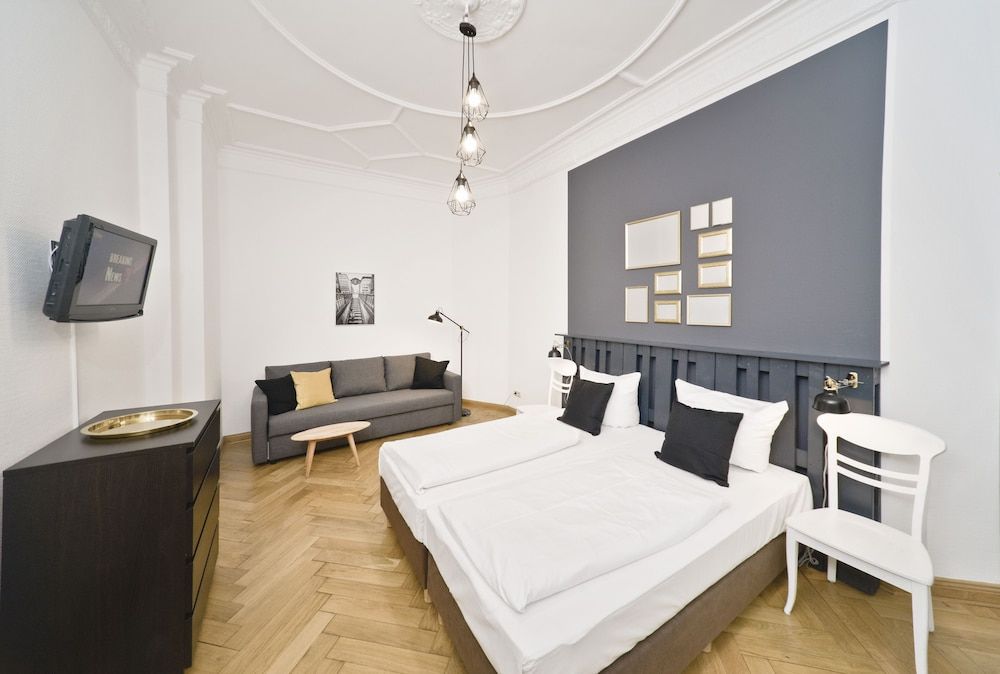 undefined Old Town Apartments Schönhauser Allee Berlin 7