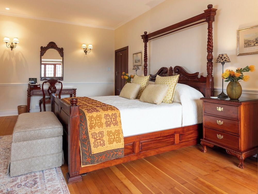 Superior Suite (Manor)